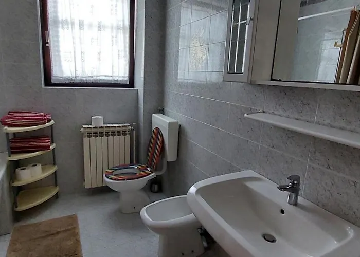 Duda 아파트 풀라